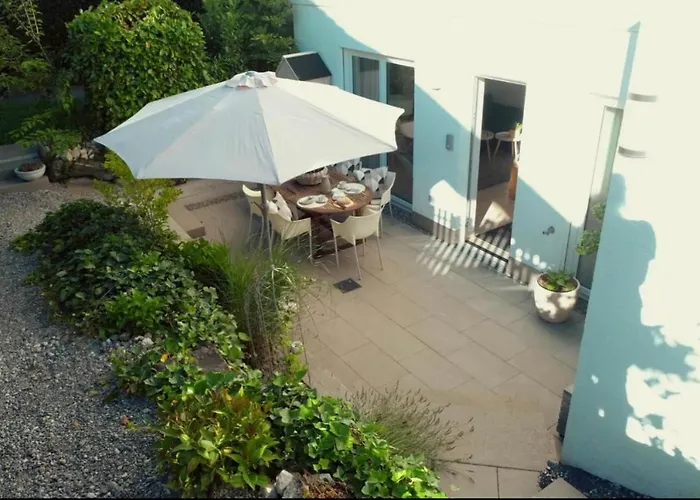 Muellers Gaestehaus * Берг-бай-Равенсбург