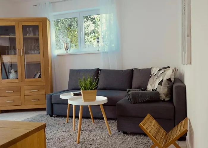 Апартаменты Muellers Gaestehaus Берг-бай-Равенсбург