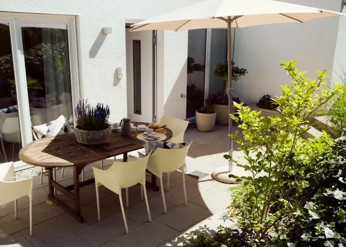 Muellers Gaestehaus * Берг-бай-Равенсбург